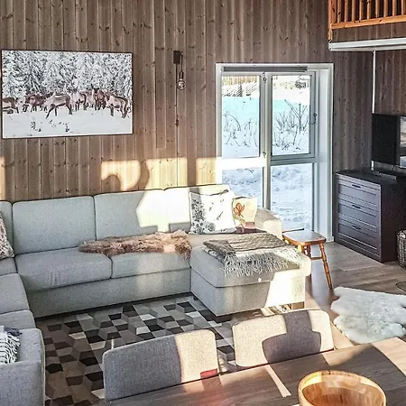 3 Bedroom Gorgeous In Brottum Hébergement de vacances