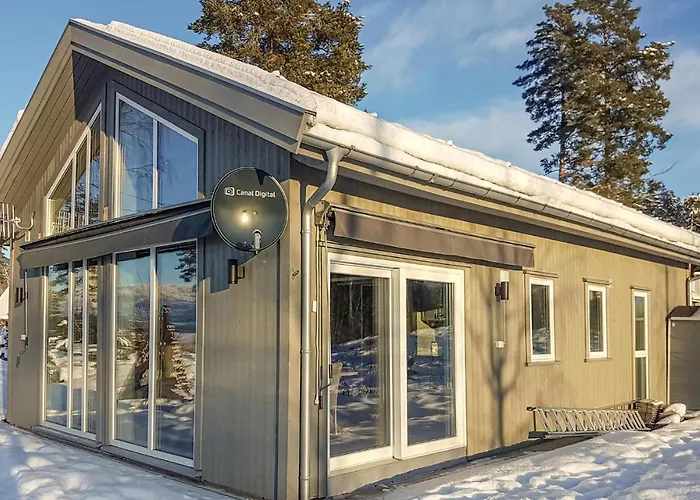 3 Bedroom Gorgeous In Brottum